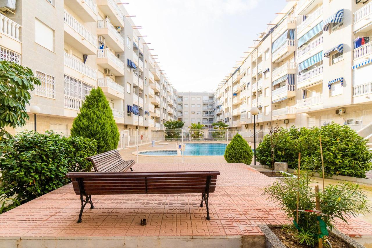 Apartamento Alegria Id 27 Torrevieja Exterior foto